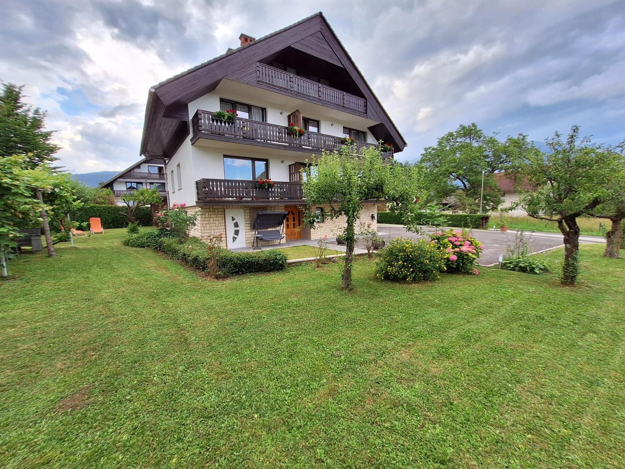 Apartment Petek Bled Buitenkant foto